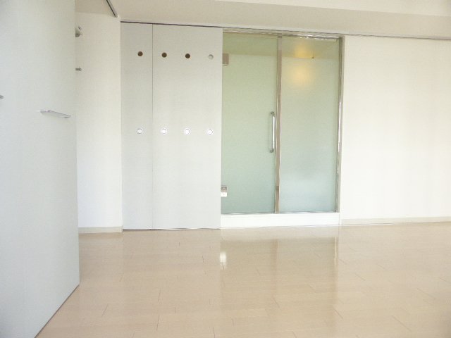 居室・リビング　内観