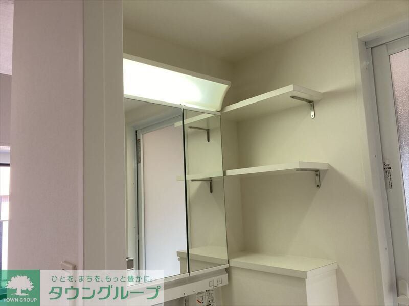 洗面設備　収納