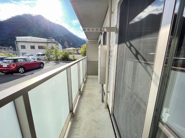 バルコニー　同物件別室のイメージ画像となります