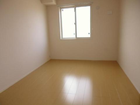 居室・リビング　室内