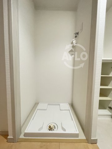 その他設備　エスカーサ大阪WEST九条駅前　室内洗濯パン