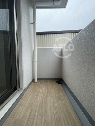 バルコニー　エスカーサ大阪WEST九条駅前　バルコニー