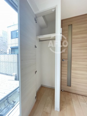 収納　エスカーサ大阪WEST九条駅前　収納