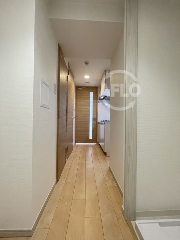 その他　エスカーサ大阪WEST九条駅前　廊下