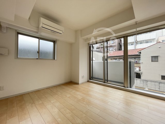 居室・リビング　エスカーサ大阪WEST九条駅前　リビング