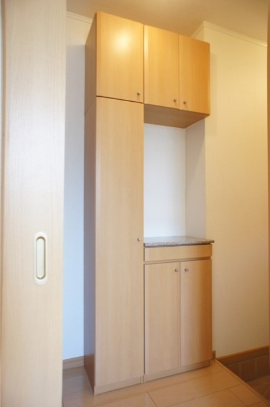 玄関　図面と現状に相違がある場合には現状を優先