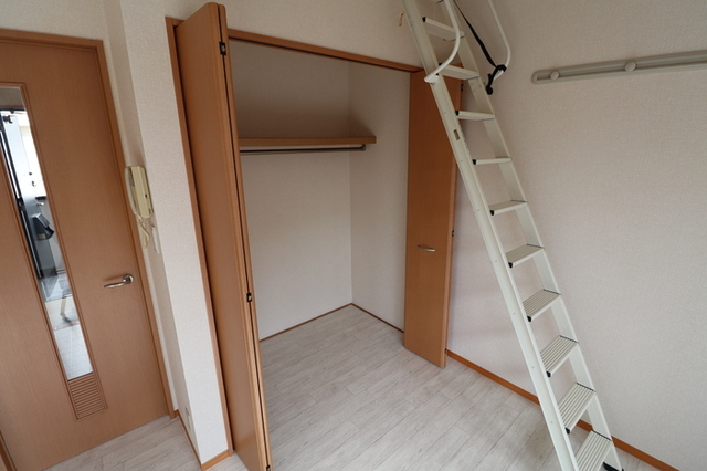 収納　クローゼット