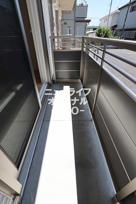 バルコニー　南に面したバルコニー☆お洗濯物も良く乾きます☆