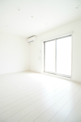 その他部屋・スペース　7.5帖の広々とした寝室