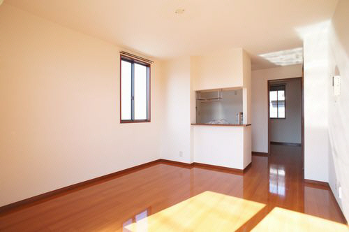 居室・リビング　※入居中のため同間取の別室写真