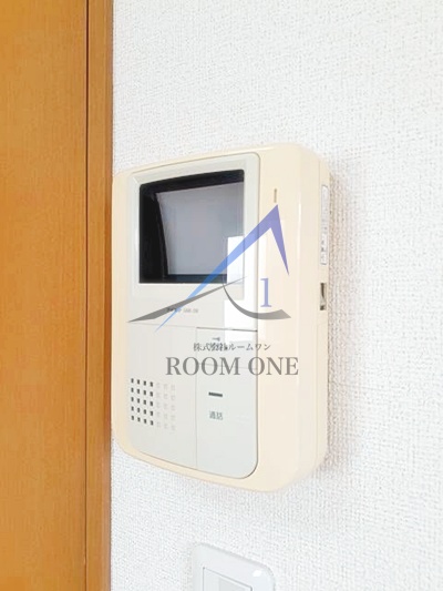 セキュリティ　モニター付きインターホンです。