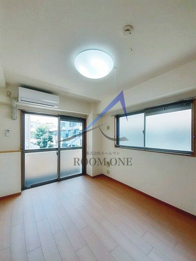 居室・リビング　洋室のお部屋です。