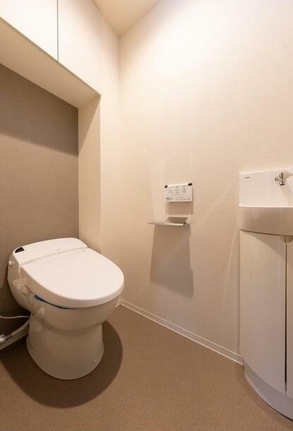 トイレ　※別部屋の参考写真です。