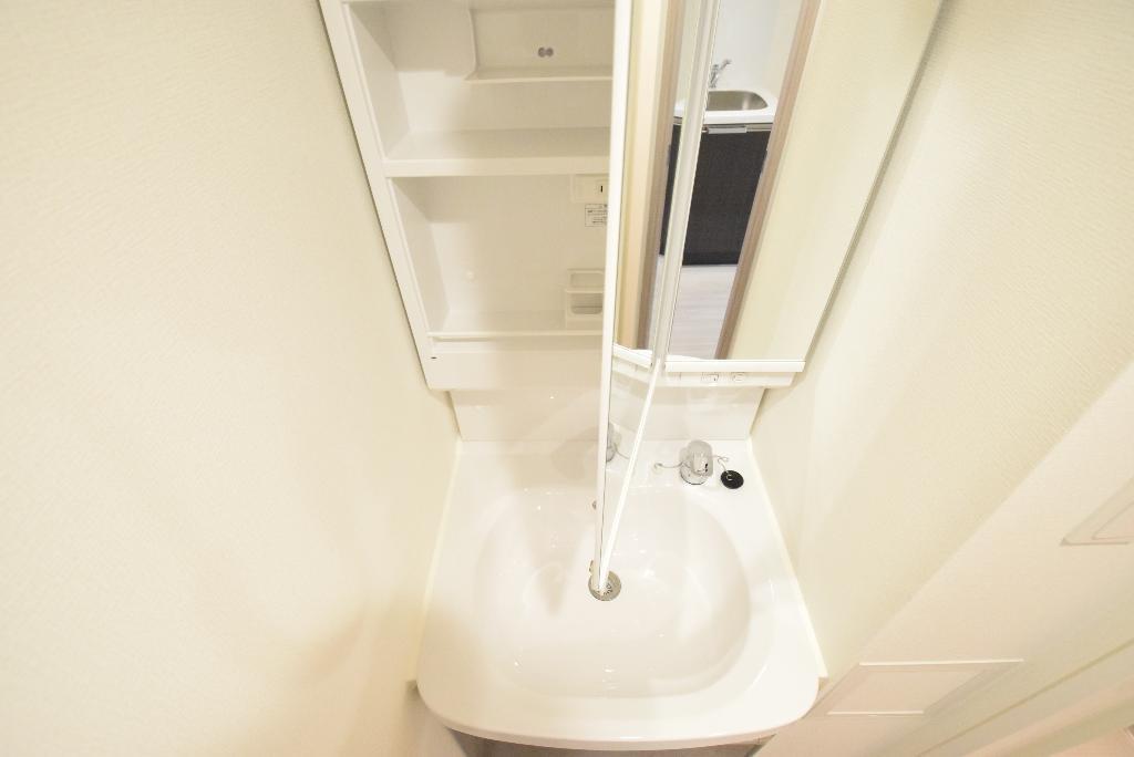 洗面設備　洗髪洗面化粧台