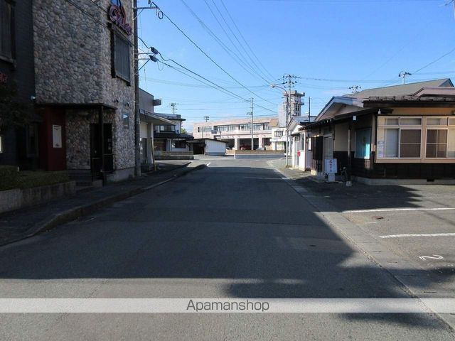 その他　周辺道路（その他）まで0m
