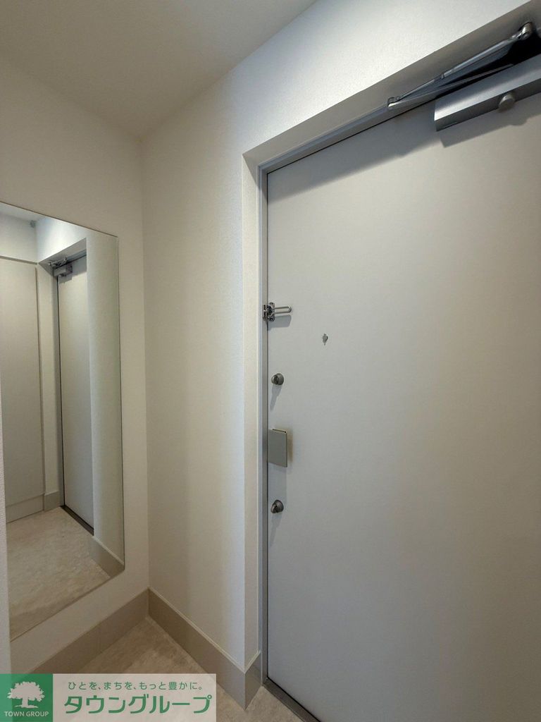 玄関　★お問い合わせはタウンハウジングまで★