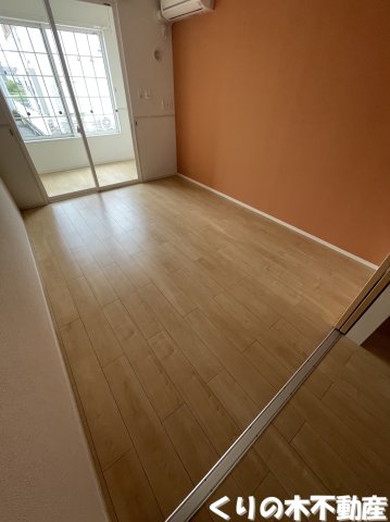 居室・リビング　同タイプのお部屋です（現況を優先します）