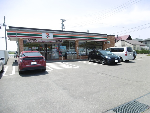 コンビニ　セブンイレブン新潟みずき野店（コンビニ）まで659m