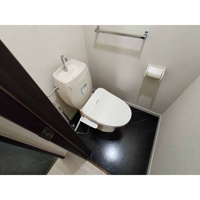 トイレ　リノベーションにより変更の可能性がありま