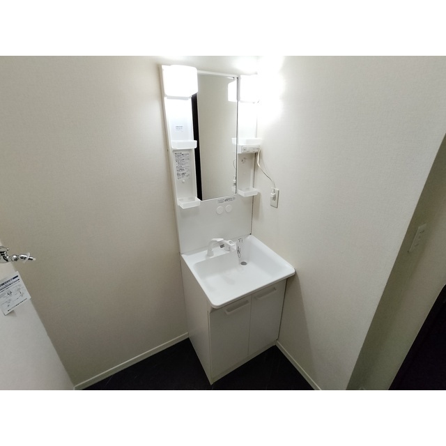 洗面設備　リノベーションにより変更の可能性がありま