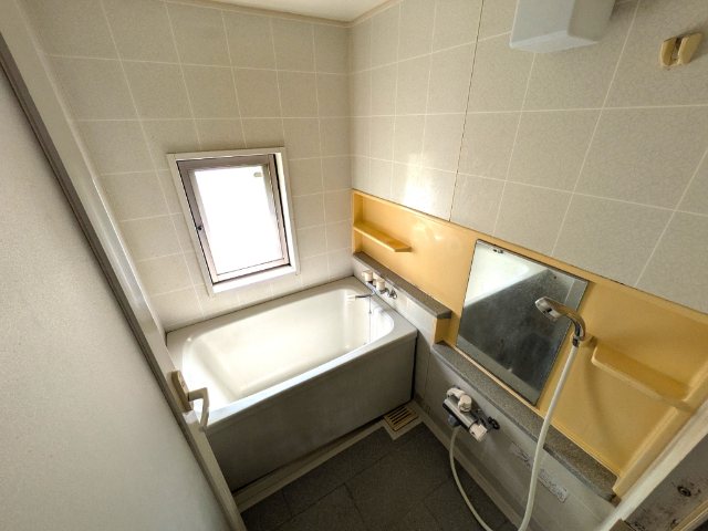 バス・シャワールーム　＊別号室参考写真です