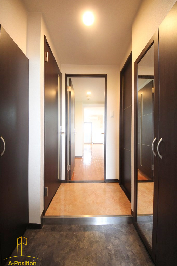 玄関　ラルテ中津