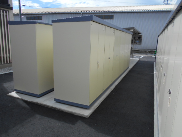 その他設備　各戸個別の屋外物置完備（冬用タイヤ等収納可能）