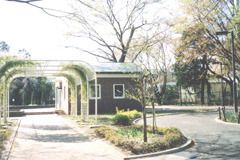 公園　諏訪の森公園（公園）まで1165m