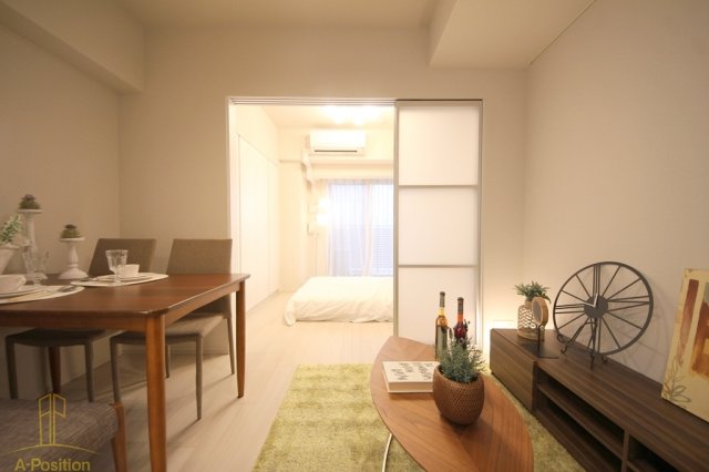 居室・リビング　コンフォリア北堀江一丁目