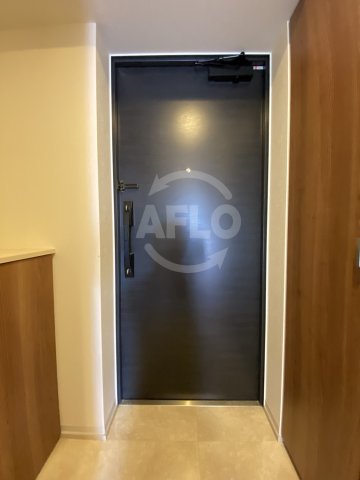 玄関　クレストコート靭公園　玄関