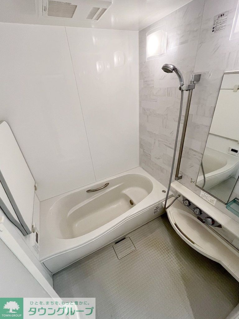 バス・シャワールーム　バス