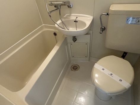 バス・シャワールーム