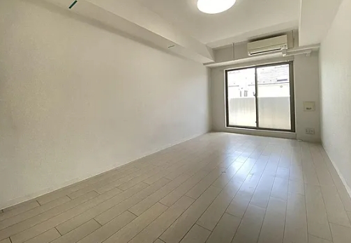 居室・リビング　☆明るい居室☆