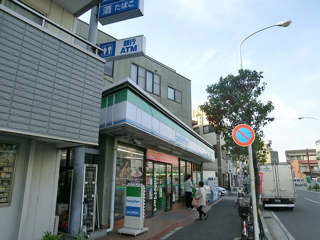 コンビニ　ファミリーマート 小台二丁目店（コンビニ）まで343m