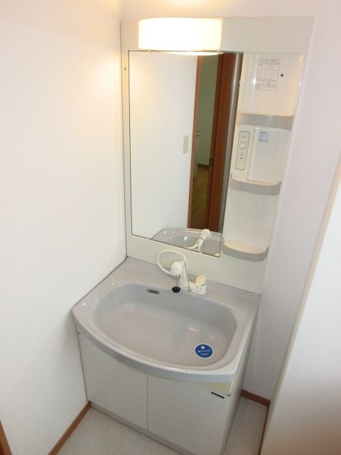 洗面設備　シャンプードレッサー