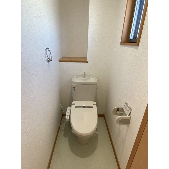 トイレ　温水洗浄便座　※イメージ・間取り反転あり