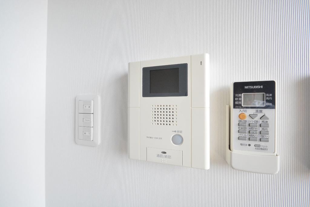 セキュリティ　カメラ付インターホン
