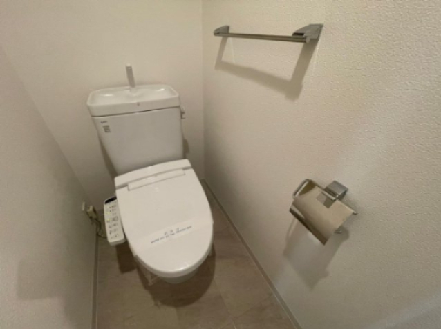 トイレ　別部屋参考写真