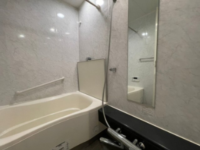 バス・シャワールーム　別部屋参考写真