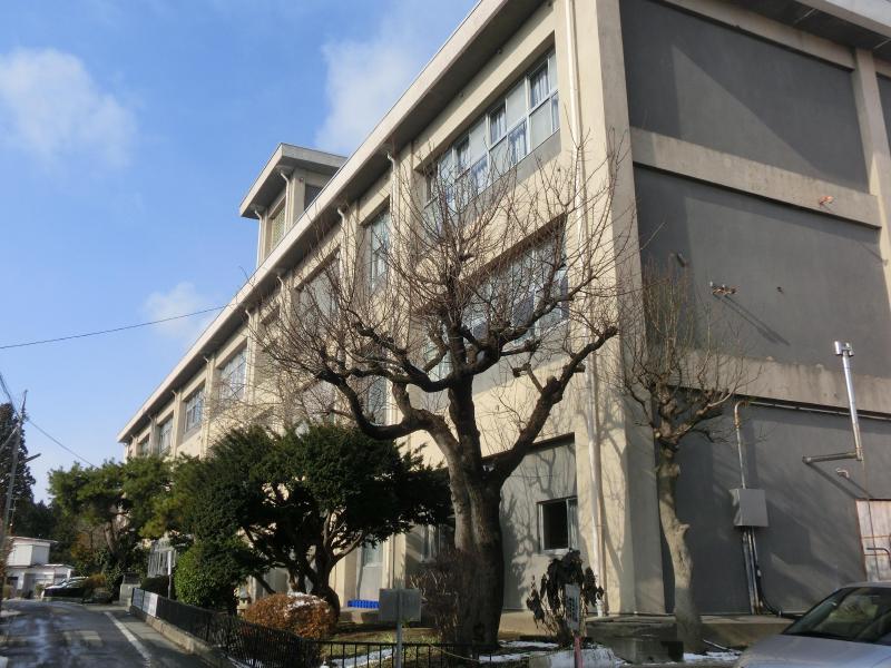 小学校　八戸市立新井田小学校（小学校）まで1150m