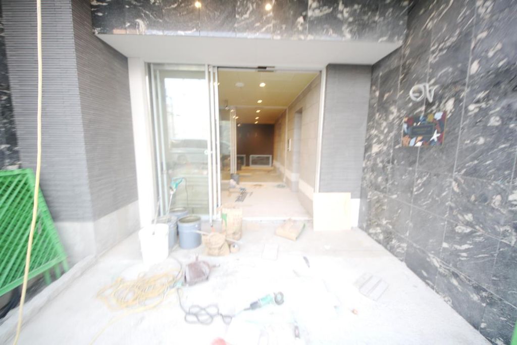 セキュリティ　エントランス