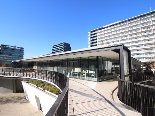 役所　流山市役所 おおたかの森出張所（役所）まで707m