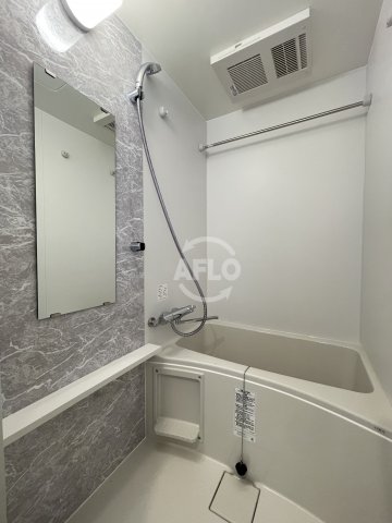 バス・シャワールーム　エスリード弁天町グランツ　風呂