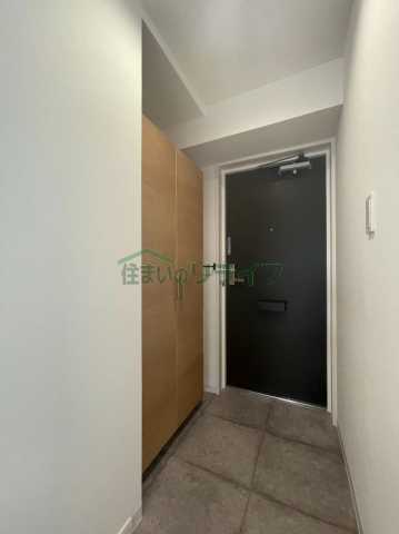 玄関　コンドミニアム駒込動坂