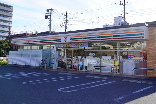 コンビニ　セブンイレブン蕨中央3丁目店（コンビニ）まで1783m