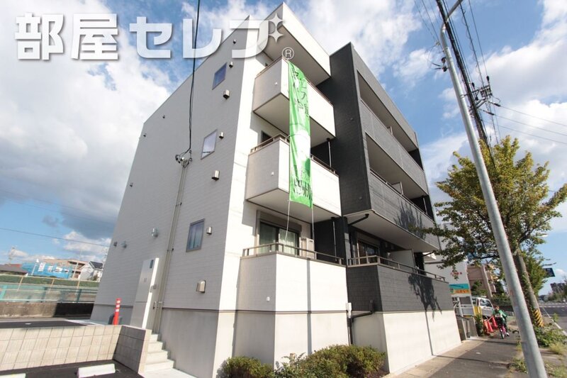 建物外観　カッコイイ外観です。