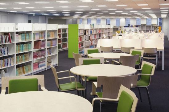 その他　新宿区立鶴巻図書館（その他）まで105m