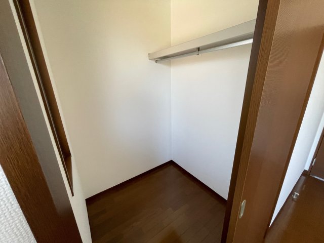 収納　ウォークインクローゼット