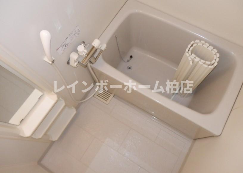 バス・シャワールーム　日々の暮らしに欠かせないお風呂です