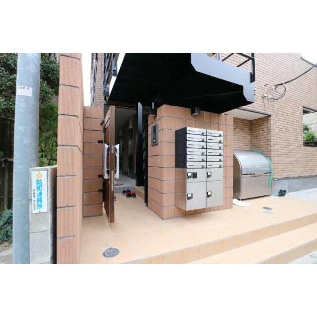 エントランス　インスパーク本駒込　文京区本駒込２